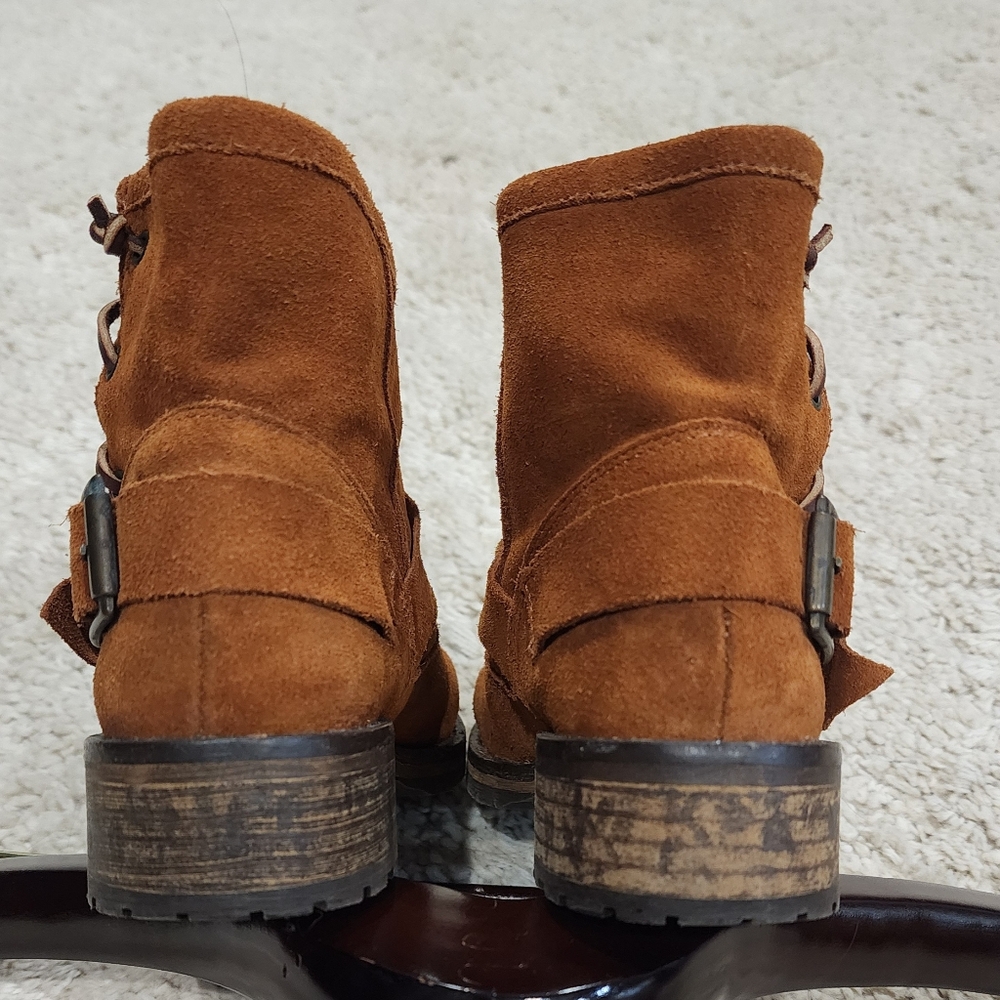 Jeffrey Campbell Brown Suede Buckle Boot w/1 inch Heel and Leather Side Lace. 39 - Picture 6 of 14